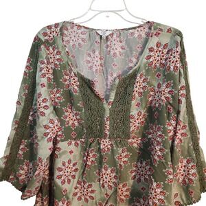 Crown & Ivy Curvy Olive Green Floral Print Peasant Blouse Lace Trim Boho Size 2X
